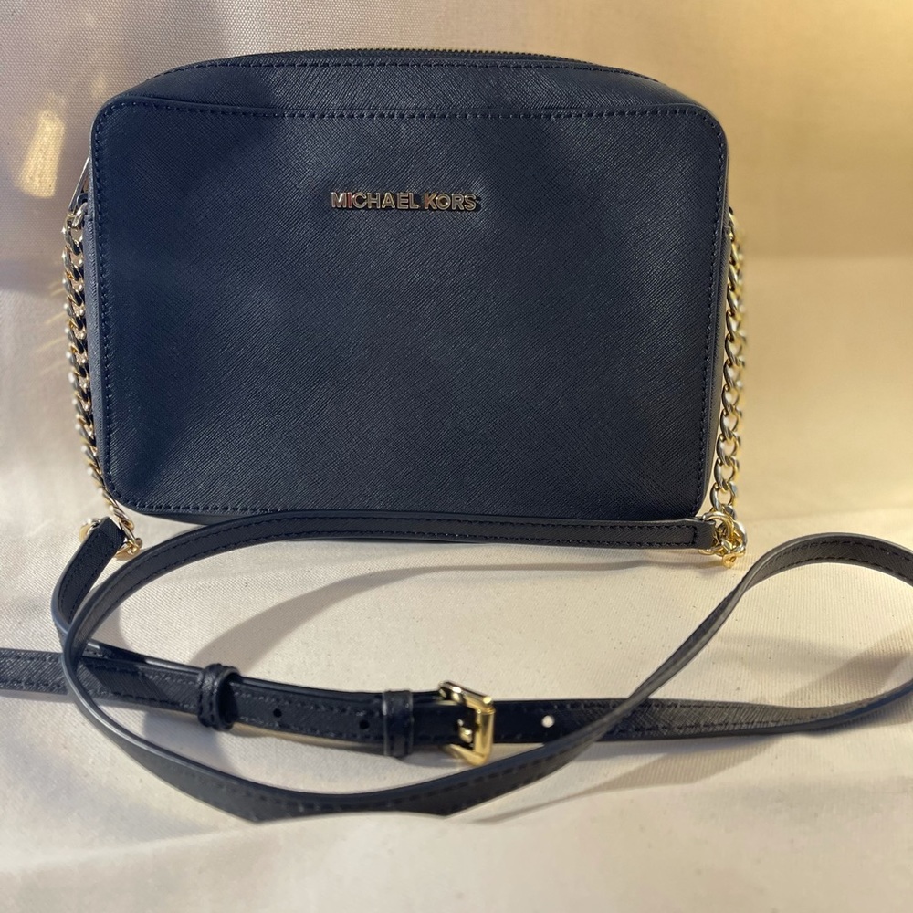 Michael Kors Jet Set Large Leather Crossbody Bag